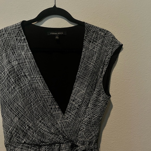 Cynthia Steffe Dress Size 10 - Picture 2 of 5